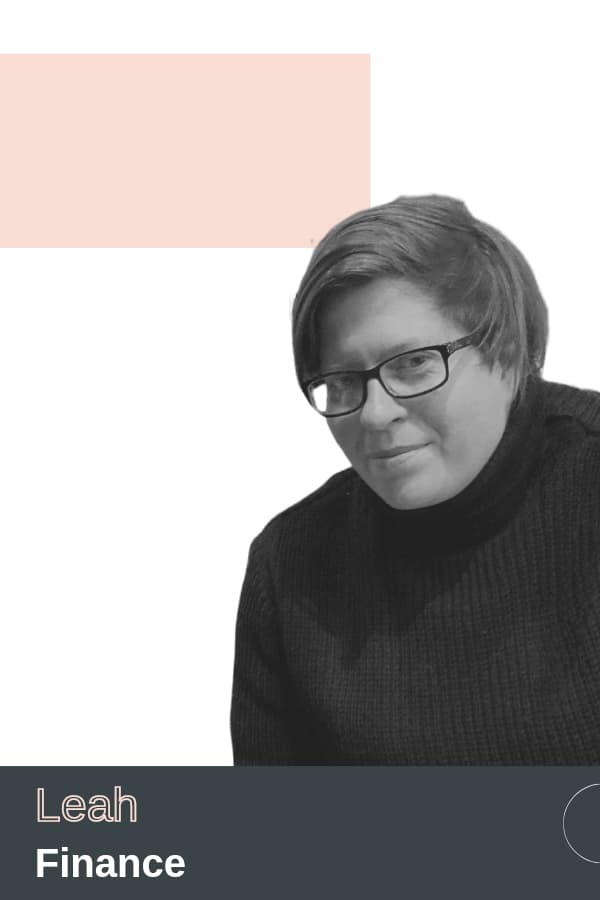 Leah, Finance at Online Marketing Help